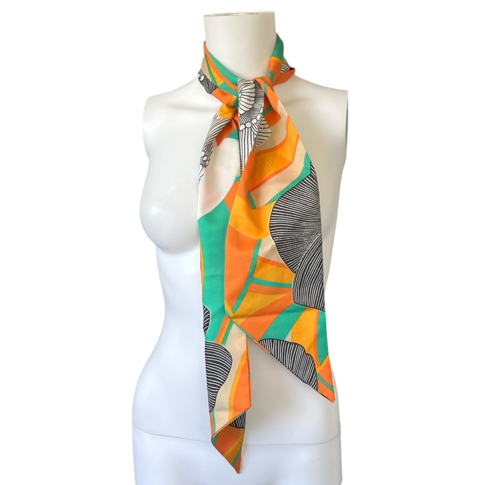 Vintage Colorful Floral Print Scarf Long Pointed Ends Made in USA - Picture 5 of 5
